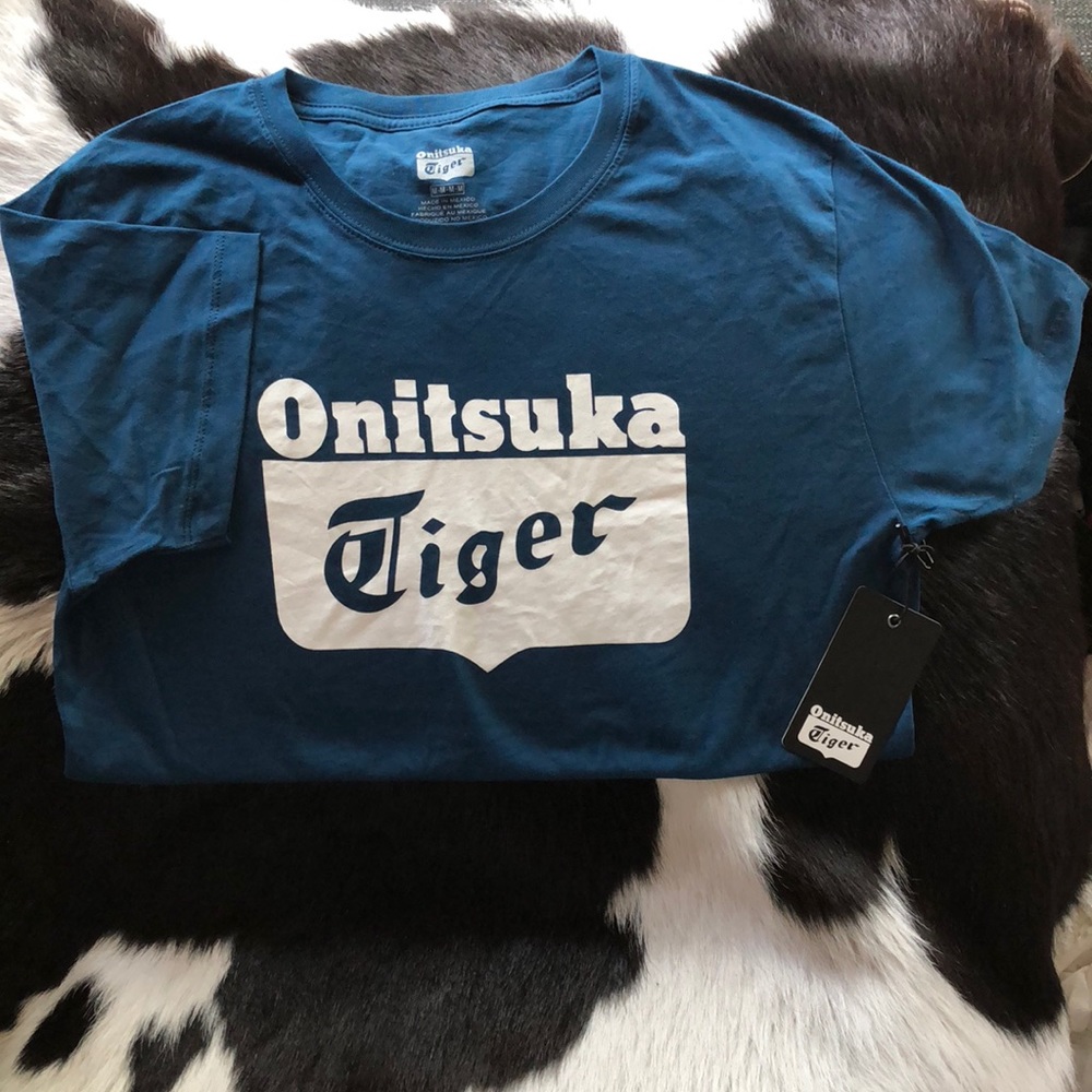 *sold* Onitsuka Tiger Asics Men’s T-shirt